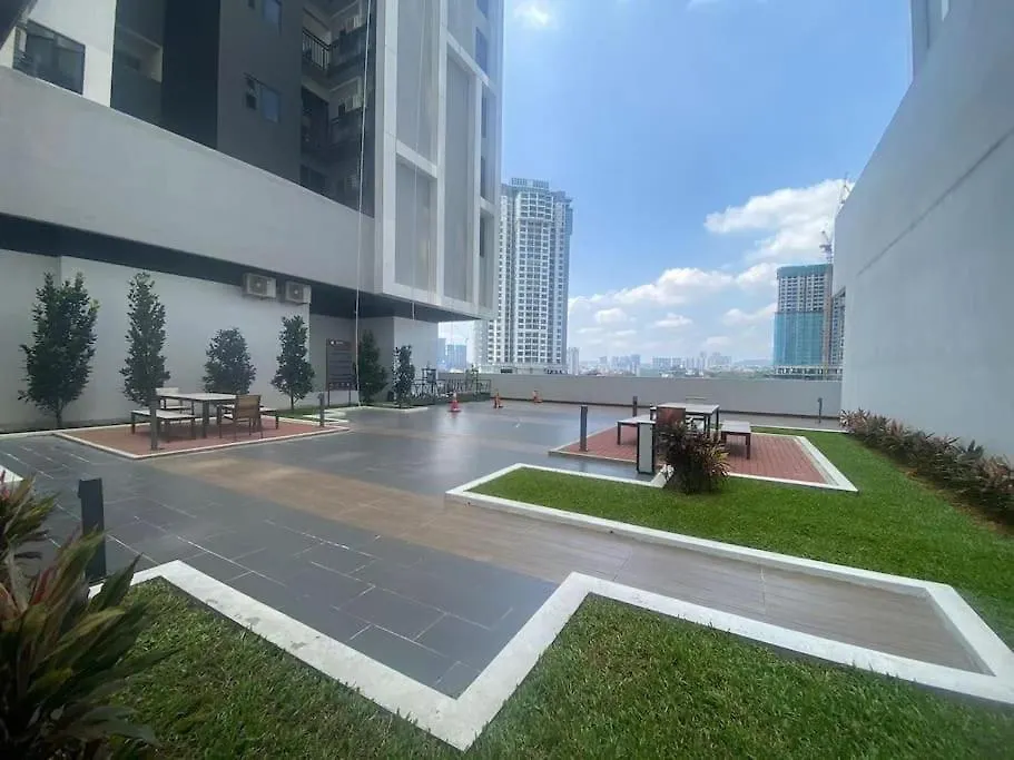 Апартаменты Platinum Arena Old Klang Road Midvalley Куала-Лумпур Малайзия